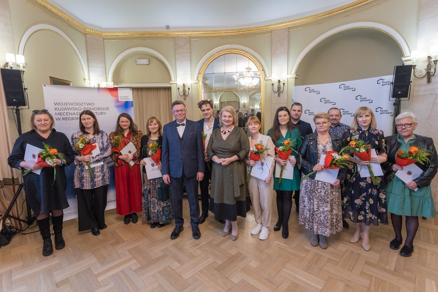 Zasłużeni dla teatru otrzymali nagrody marszałka