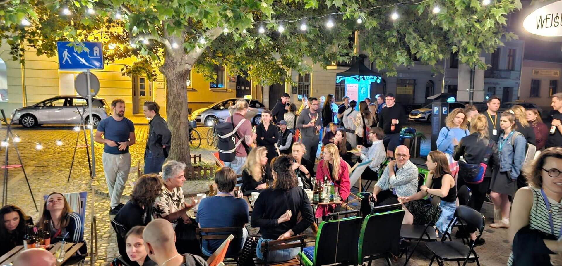 The festival club / Wejściówka café