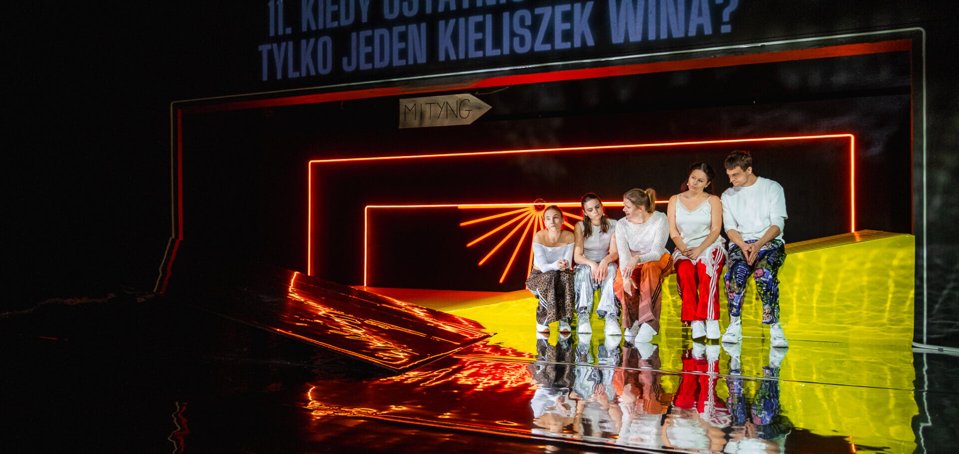 „Bez alko i dragów jestem nudna” – rozmowa z twórczyniami